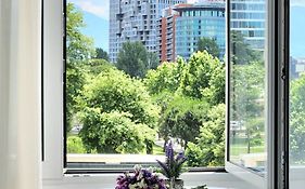 Central Tirana Apartment Getaway